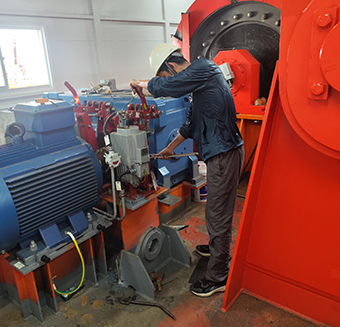 敬業(yè)“華新人”王劍：不抱怨、不懈怠，用行動(dòng)追求卓越